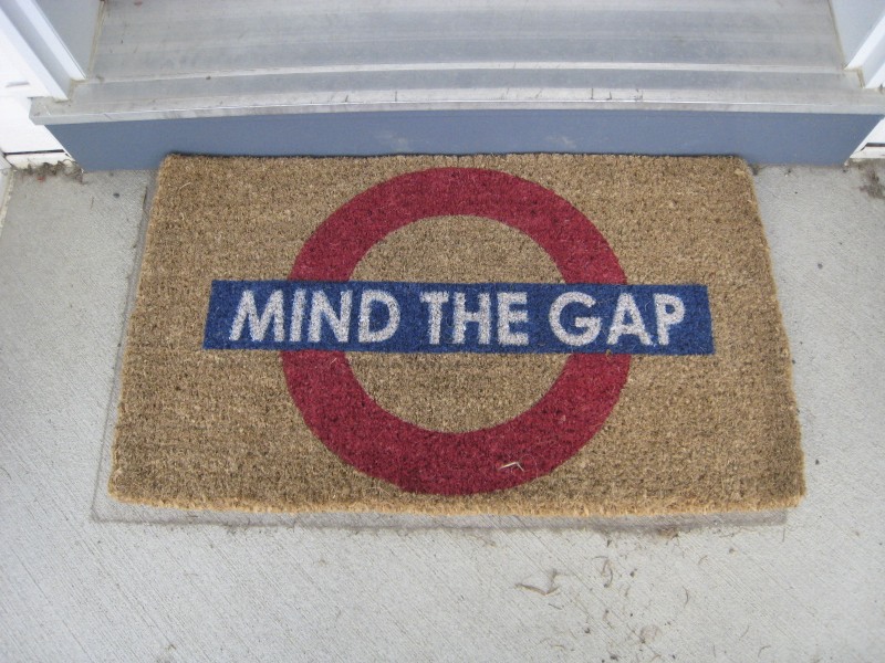 Mind the gap doormat